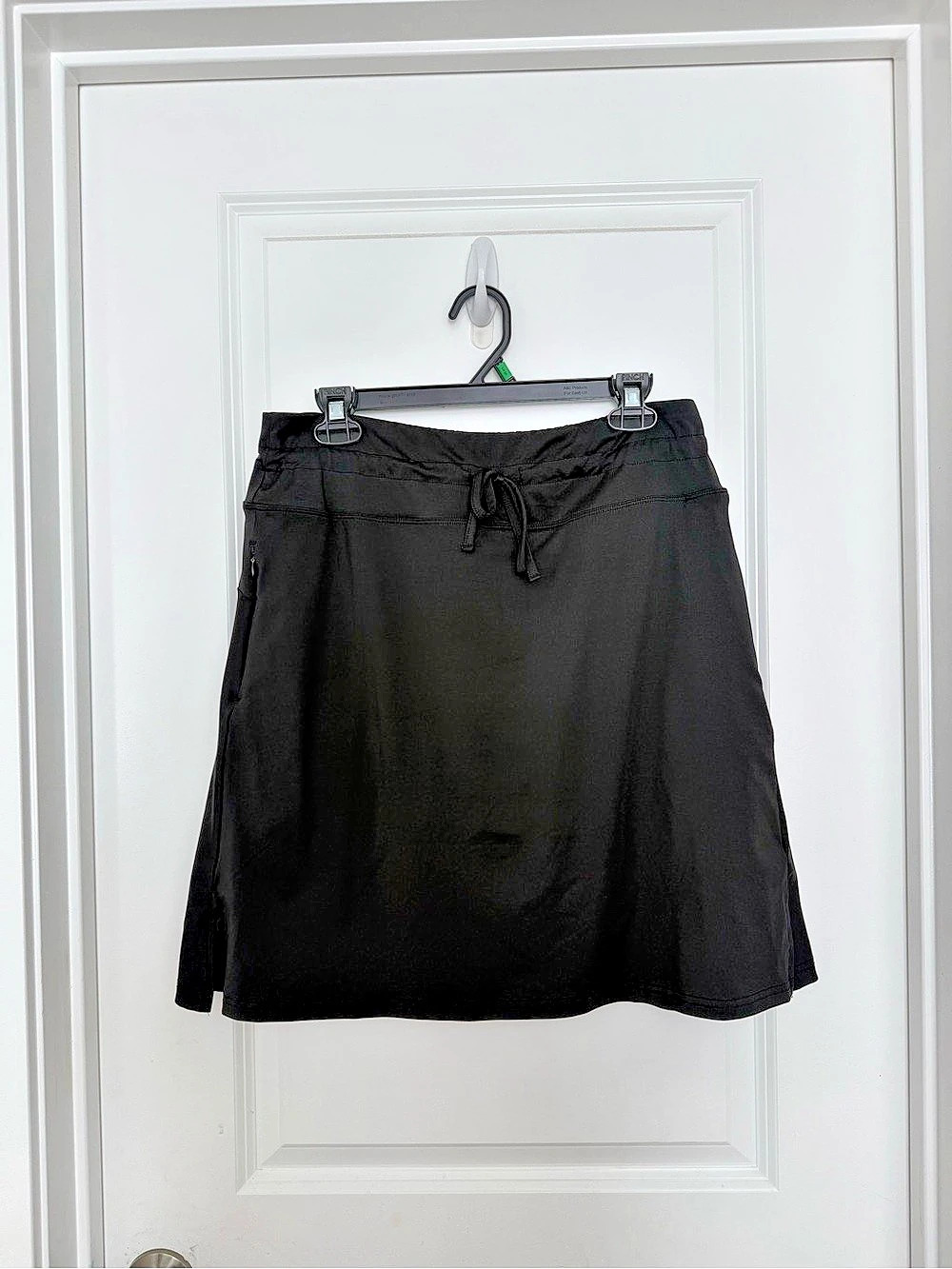 Black A-Line Athletic Skirt Like New
